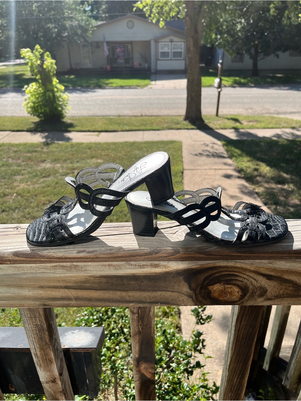 Life Stride Black Strappy Mid Heel Sandals Y2K